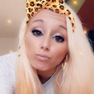 Meet your Posher, Natasha